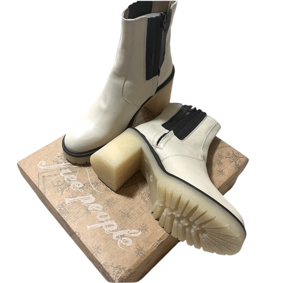 Free People Women’s James Chelsea Chunky Platform Boots White Black Size 9 - Picture 1 of 16